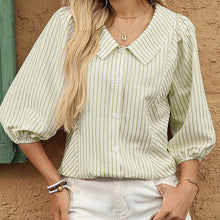 Womens Sweet Doll Shirt With A Notch Lapel And Puff Sleeves