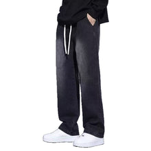 Straight-leg Relaxed-fit American-style Mens Jeans